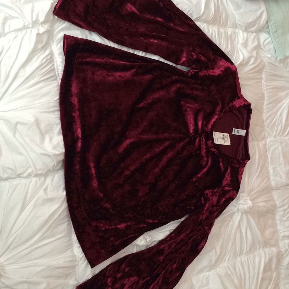 Crushed Velvet Bell-Sleeve Top XS Petite